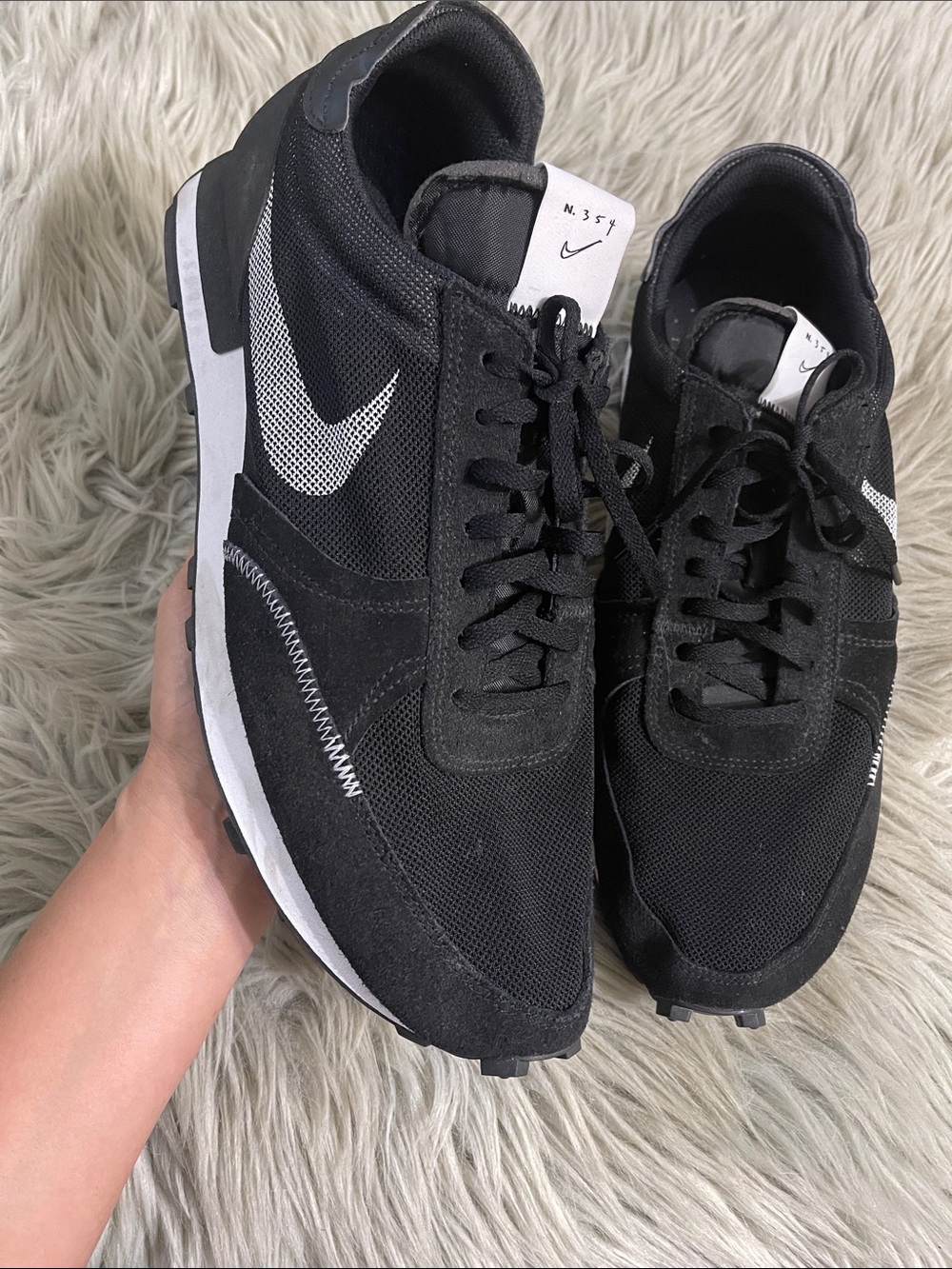 Nike N.354 daybreak athletic shoes